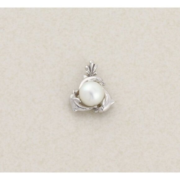 Pendant Only 14K White Gold Akoya Pearl Dolphin Pendant 5/8" x 1/2" - Picture 1 of 8